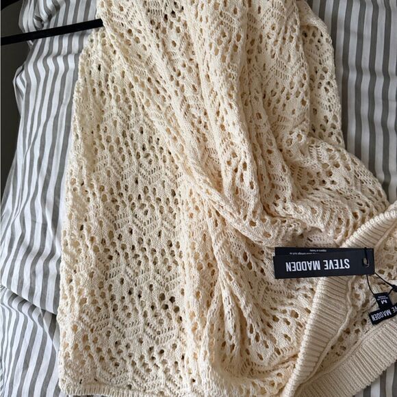 Steve Madden 2 Piece Cream Crochet Avana Button-Up Top and Trousers - Picture 11 of 11